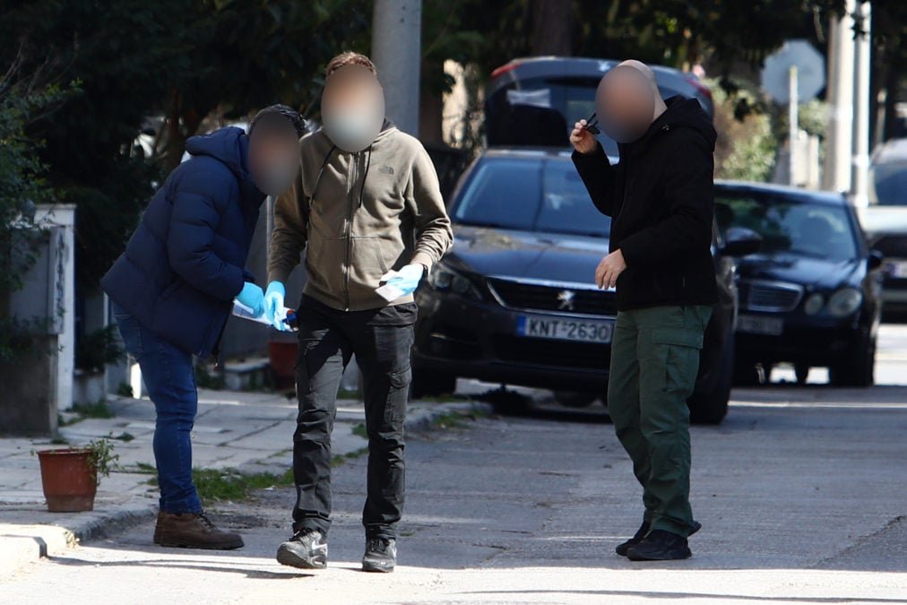 Στον εισαγγελέα οδηγείται ο 23χρονος για τη δολοφονία του 20χρονου στη Θεσσαλονίκη – «Προφανώς υπάρχει κάτι