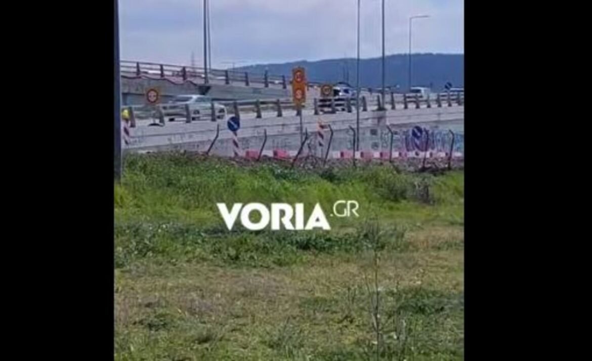 Θεσσαλονίκη: Οδηγοί κάνουν όπισθεν και μπαίνουν ανάποδα σε λωρίδα επιταχύνσεως στην Περιφερειακή Οδό – Δείτε βίντεο