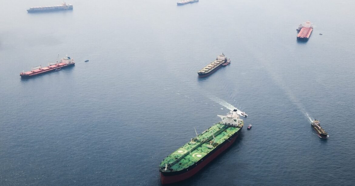 Η ναυμαχία του Ορμούζ: Πόσο πιθανό είναι οι ΗΠΑ να «ανοίξουν» με στρατιωτική επιχείρηση τα Στενά