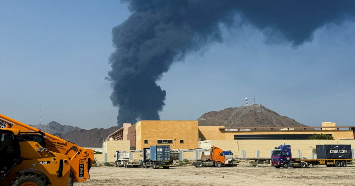 Φουτζάιρα: Οι φορτώσεις πετρελαίου αποκαταστάθηκαν στο λιμάνι, μετά την επίθεση drone