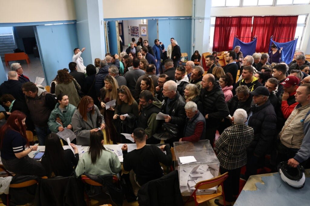 Ολοι «νικητές» και ικανοποιήμενοι στο ΠΑΣΟΚ