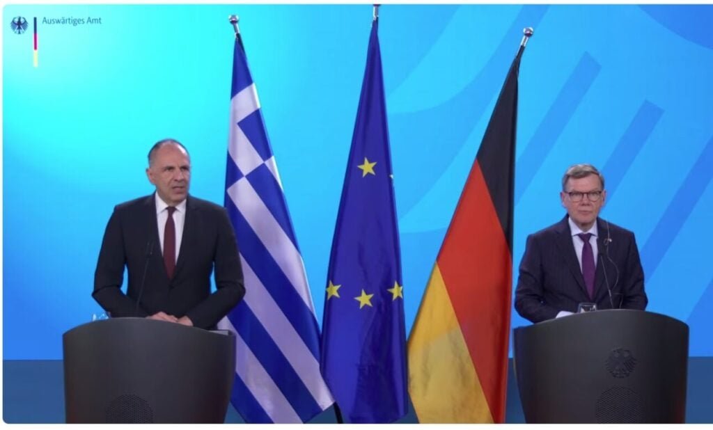 Γεραπετρίτης με Βάντεφουλ: Καμία πρόθεση εμπλοκής στον πόλεμο – καταδικάζουμε τις επιθέσεις σε ελληνικά πλοία