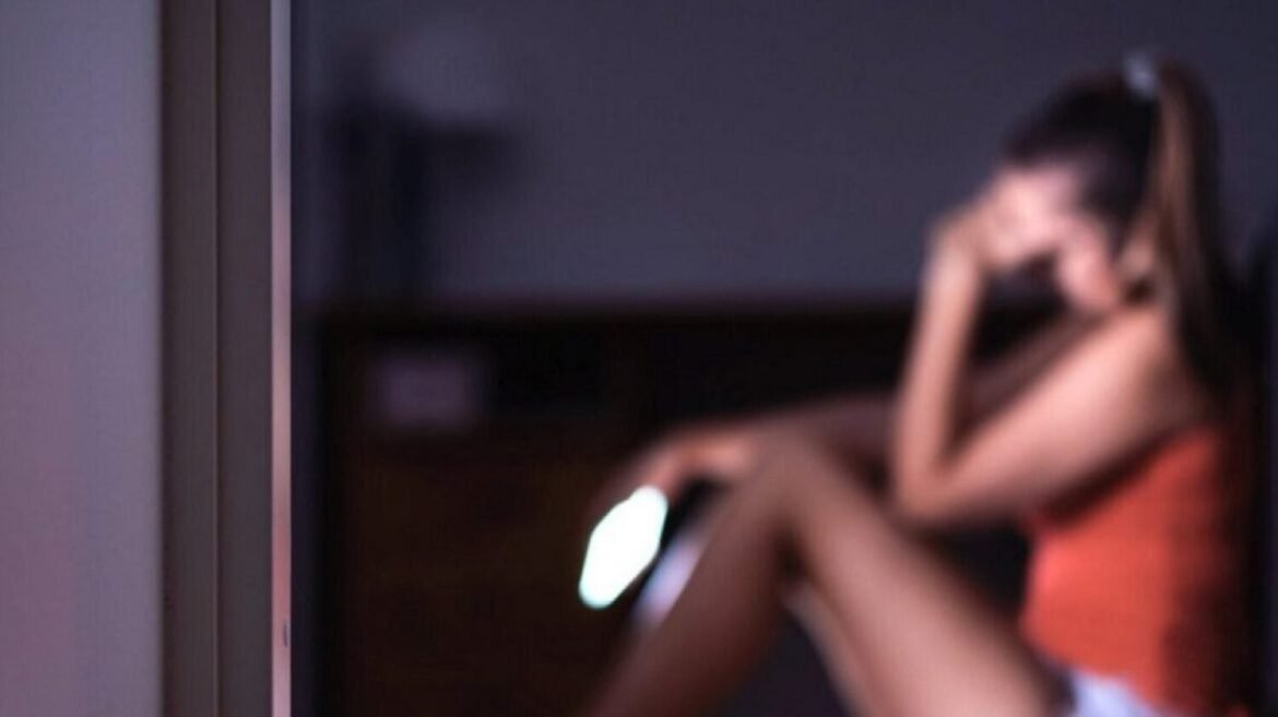 Ηράκλειο: Δικογραφία σε βάρος δύο 14χρονων – Δημιούργησαν γυμνές φωτογραφίες συμμαθητριών τους και τις