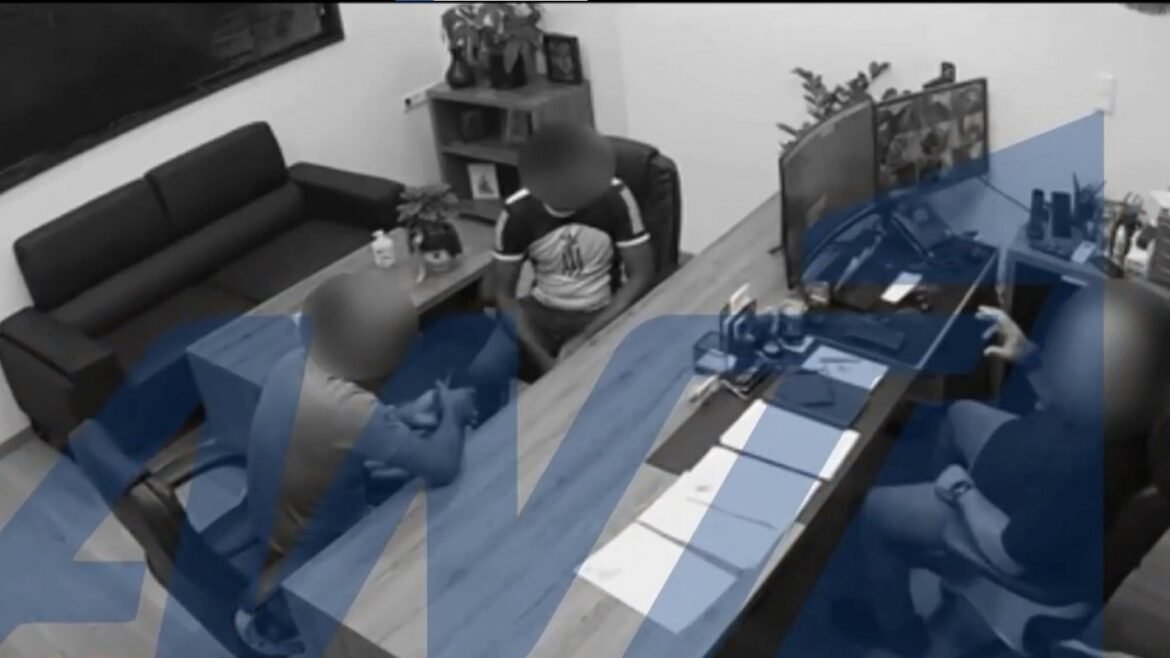 Κρήτη: Νέα ντοκουμέντα για το κύκλωμα εκμετάλλευσης αλλοδαπών – Τα βίντεο μέσα από το ΚΕΠ, η «ταρίφα» και οι