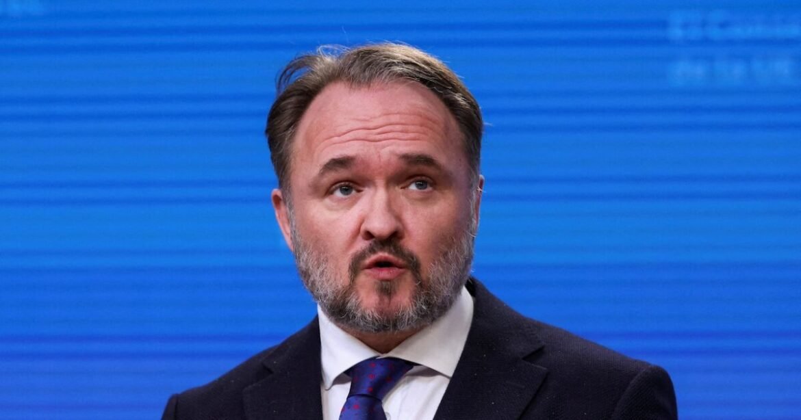 Γιόργκενσεν προς τα μέλη της ΕΕ: Μην περιμένετε, γεμίστε τις αποθήκες φυσικού αερίου