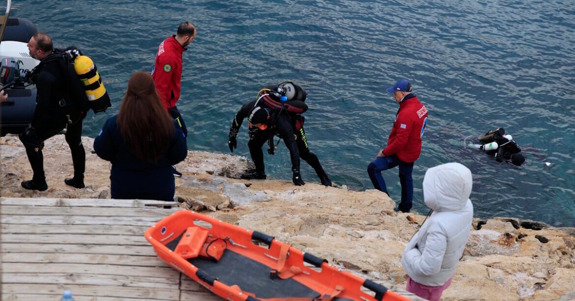 Αγνοείται δύτης στη Βουλιαγμένη: Μεγάλη επιχείρηση εντοπισμού και διάσωσης