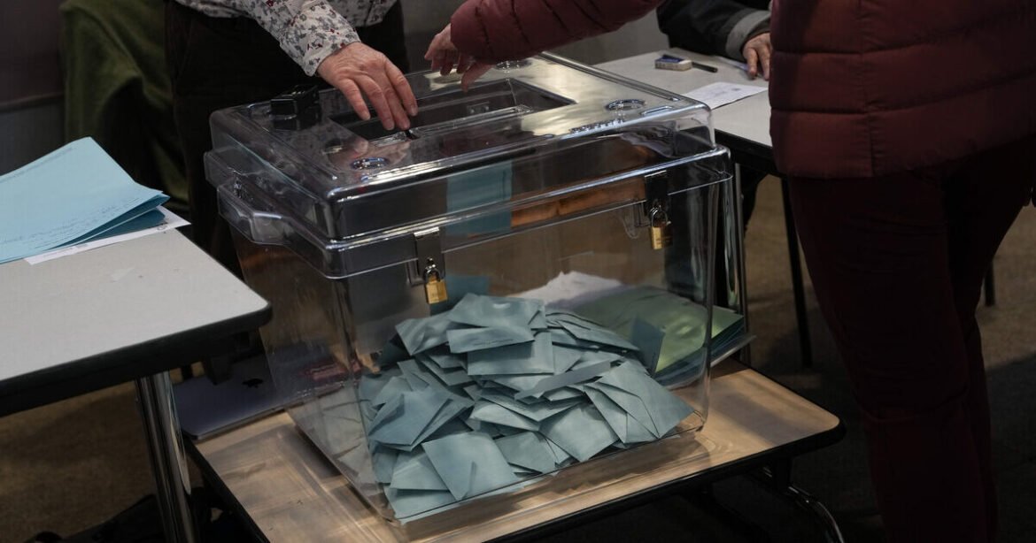 Γαλλία – Δημοτικές Εκλογές: Ο σοσιαλιστής Γκρεγκουάρ νικητής στο Παρίσι, η ακροδεξιά έχασε στην Τουλόν και την Μασσαλία