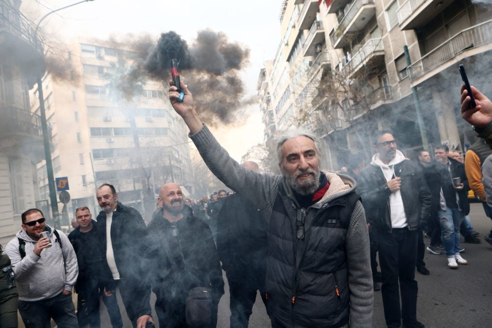 Απεργία ταξί: Συγκέντρωση διαμαρτυρίας και πορεία προς τη Βουλή