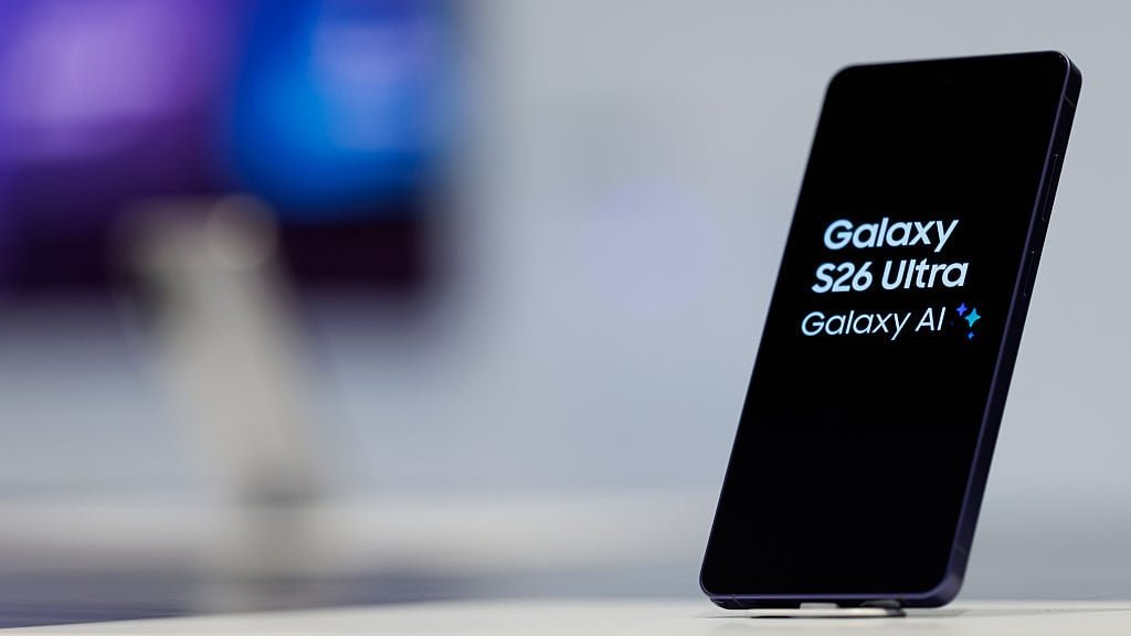 Samsung Galaxy S26: Το Quick Share αποκτά πλέον πλήρη συμβατότητα με το AirDrop της Apple