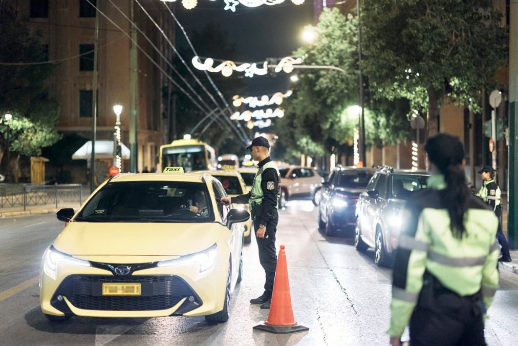 ΕΛΑΣ: 7 συλλήψεις στην Αττική για οδήγηση υπό την επήρεια αλκοόλ – Βεβαιώθηκαν 218 παραβάσεις
