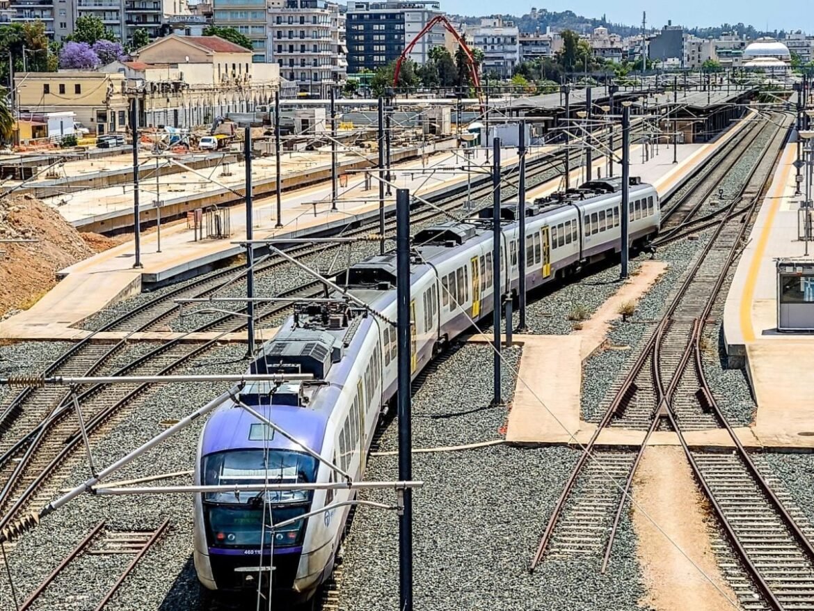 Hellenic Train: Αποκαταστάθηκε η κυκλοφορία στο τμήμα Αθήνα-Άγιοι Ανάργυροι – Σταδιακή ομαλοποίηση των