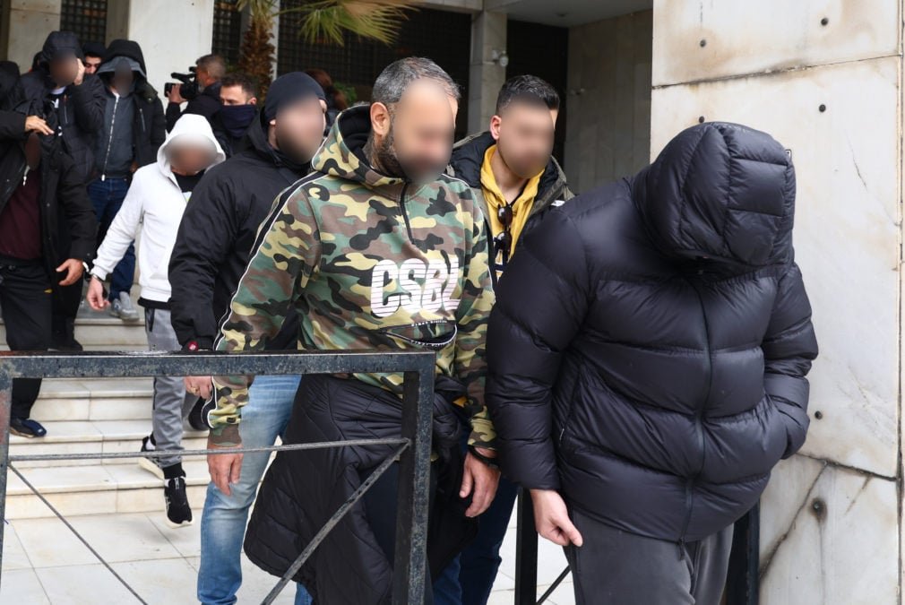 Κύκλωμα με εικονικές εταιρείες: Ποινική δίωξη για 7 κακουργήματα στους 22 συλληφθέντες