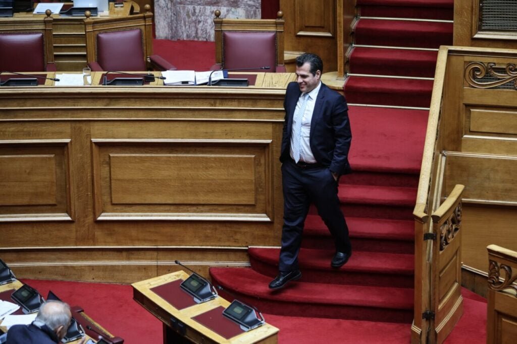 Επίθεση ΠΑΣΟΚ και ΣΥΡΙΖΑ σε Πλεύρη για τη δήλωση ότι οι αγώνες της Αριστεράς ήταν σε βάρος του έθνους