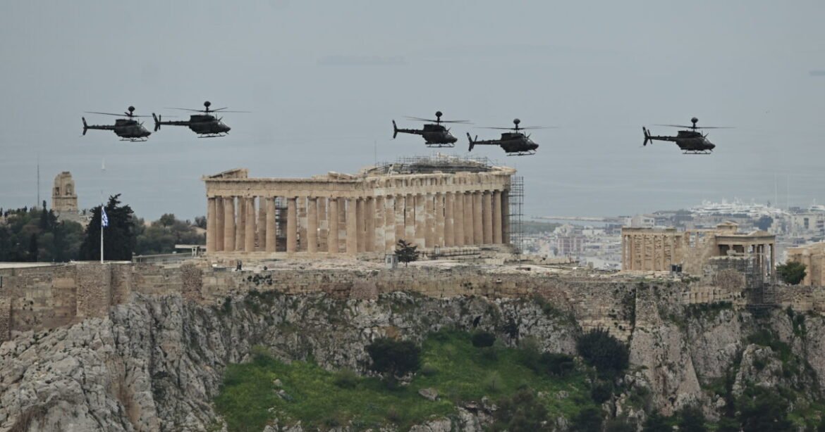 25η Μαρτίου 2026: Κυκλοφοριακές ρυθμίσεις στο Σύνταγμα για την στρατιωτική παρέλαση – Πώς θα κινηθούν Μετρό και λεωφορεία