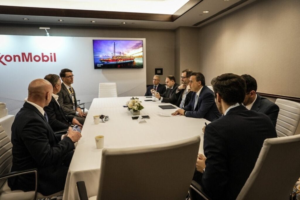 Παπασταύρου: Σε τροχιά υλοποίησης η ερευνητική γεώτρηση στο Ιόνιο