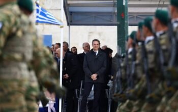 Μητσοτάκης για 25η Μαρτίου: Η επένδυση στην άμυνα αναγκαιότητα, όχι πολυτέλεια