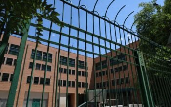 Δημόσια Ωνάσεια Σχολεία: Διευρύνεται από τον Σεπτέμβριο το δίκτυο – Θα λειτουργήσουν 20 σχολικές μονάδες