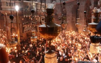 Θρίλερ με το Άγιο Φως: Πώς θα γίνει η τελετή αφής στον Πανάγιο Τάφο και πώς θα μεταφερθεί στην Ελλάδα