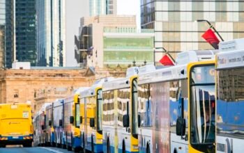 Η Αυστραλία προσφέρει δωρεάν δημόσιες συγκοινωνίες για να προστατεύσει τους πολίτες από τις αυξημένες τιμές καυσίμων