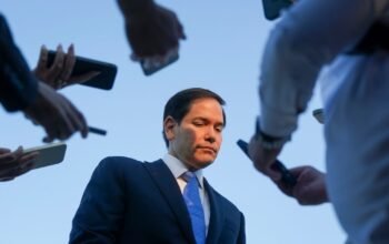 Οι Ευρωπαίοι επιμένουν ότι η Μόσχα βάζει πλάτη στο Ιράν – Τους διαψεύδει ο Ρούμπιο