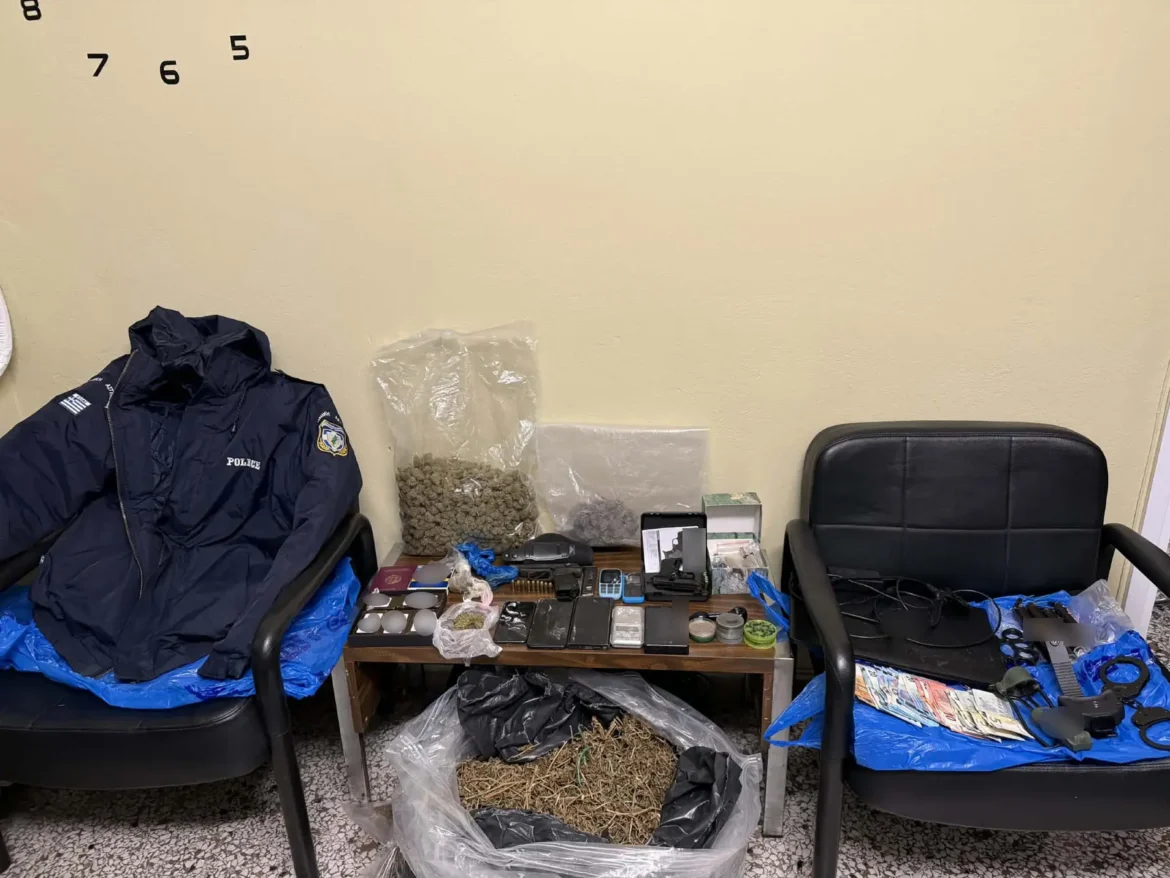 Αστυνομικές επιχειρήσεις σε οικισμούς σε Ίλιον, Ασπρόπυργο, Αχαρνές και Ελευσίνα – Κατασχέθηκαν ναρκωτικά