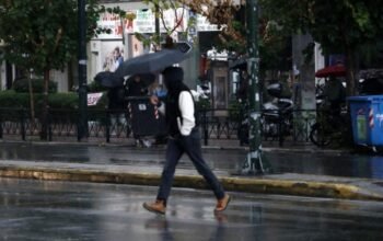 «Κλείδωσε» η κακοκαιρία και στην Αττική: Πότε ξεκινούν τα φαινόμενα – Τι λένε οι μετεωρολόγοι