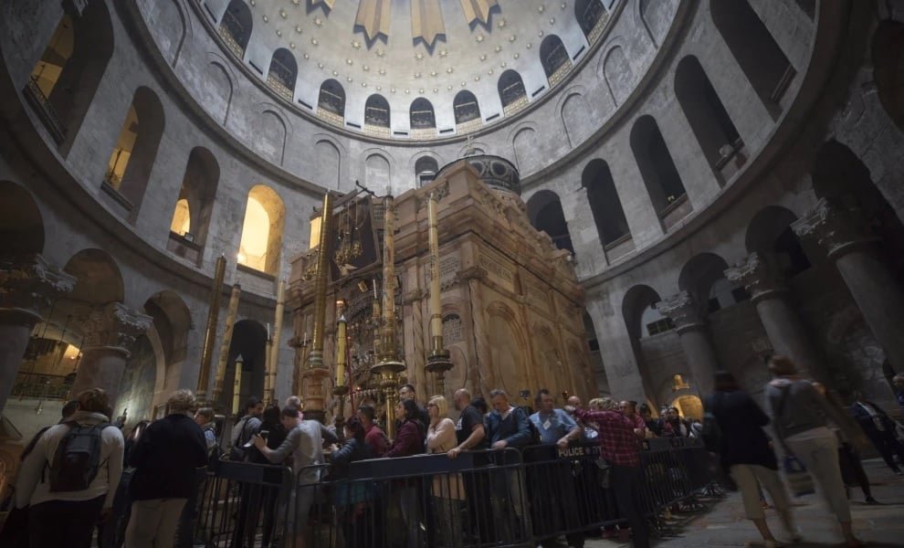 Yπ. Εξωτερικών: Το status quo του Παναγίου Τάφου πρέπει να τηρείται πλήρως από όλους και με καλή πίστη