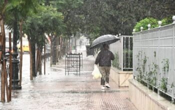Κακοκαιρία «Erminio»: «Έως 90 mm βροχής στην Αττική, φόβοι για πλημμύρες» – Οι προειδοποιήσεις των