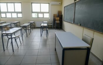 Κακοκαιρία Erminio: Κλειστά όλα τα σχολεία σε Κυκλάδες και Δωδεκάνησα