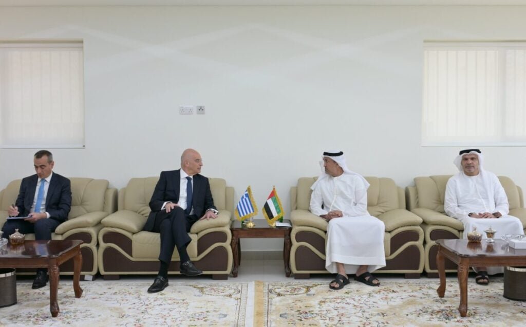 Ελλάδα-Αραβικά Εμιράτα σε ανοιχτή γραμμή για την κρίση στη Μέση Ανατολή