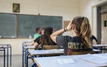 Κακοκαιρία «Erminio»: Τηλεκπαίδευση στα σχολεία που θα παραμείνουν κλειστά – Η ανακοίνωση του υπουργείου