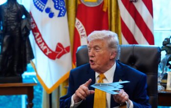 Τραμπ: Το Ιράν ζήτησε κατάπαυση του πυρός – Θα το εξετάσουμε με ανοιχτά τα Στενά του Ορμούζ