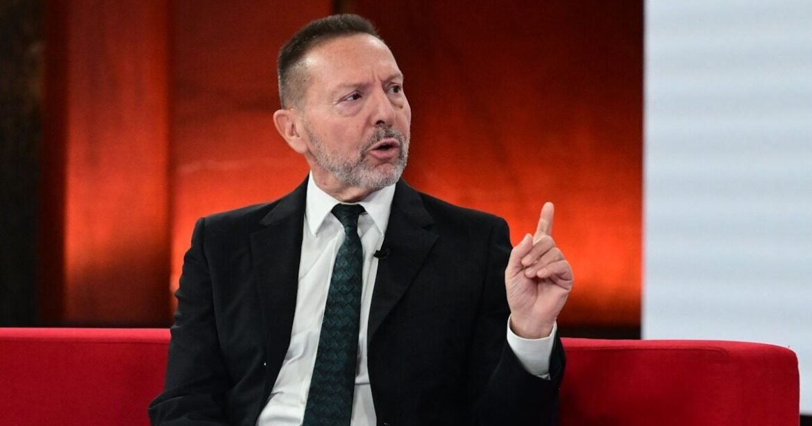 Στουρνάρας: Δύσκολη αλλά όχι απίθανη η ύφεση στην Ελλάδα λόγω πολέμου