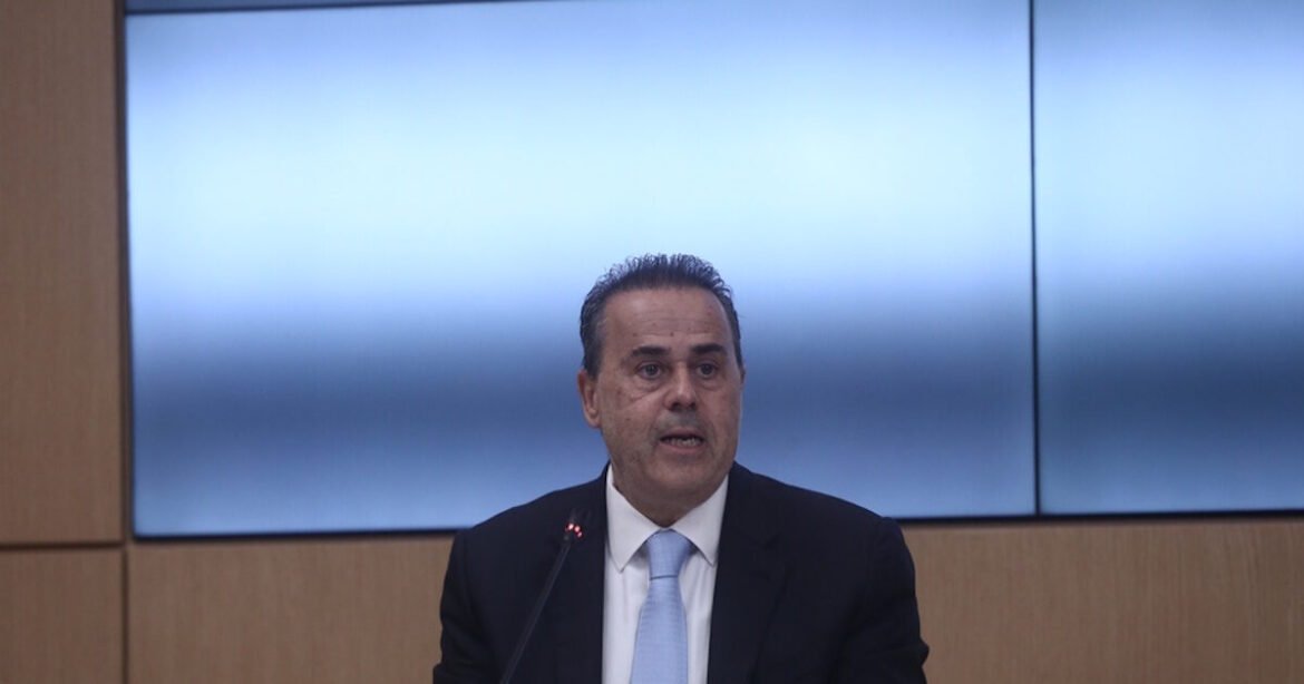 Παπασταύρου: Ορόσημο η ένταξη των πρώτων μπαταριών στο σύστημα ηλεκτροδότησης