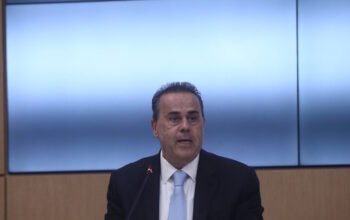 Παπασταύρου: Ορόσημο η ένταξη των πρώτων μπαταριών στο σύστημα ηλεκτροδότησης