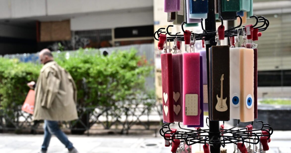 Το εορταστικό ωράριο Πάσχα 2026 ξεκινά σήμερα – Κυριακή των Βαΐων με ανοιχτά μαγαζιά