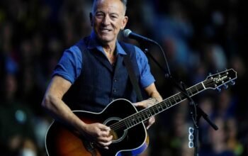 Ο Τραμπ καλεί σε MAGA μποϊκοτάζ του Μπρους Σπρίνγκστιν: «Μοιάζει με ξερό δαμάσκηνο»