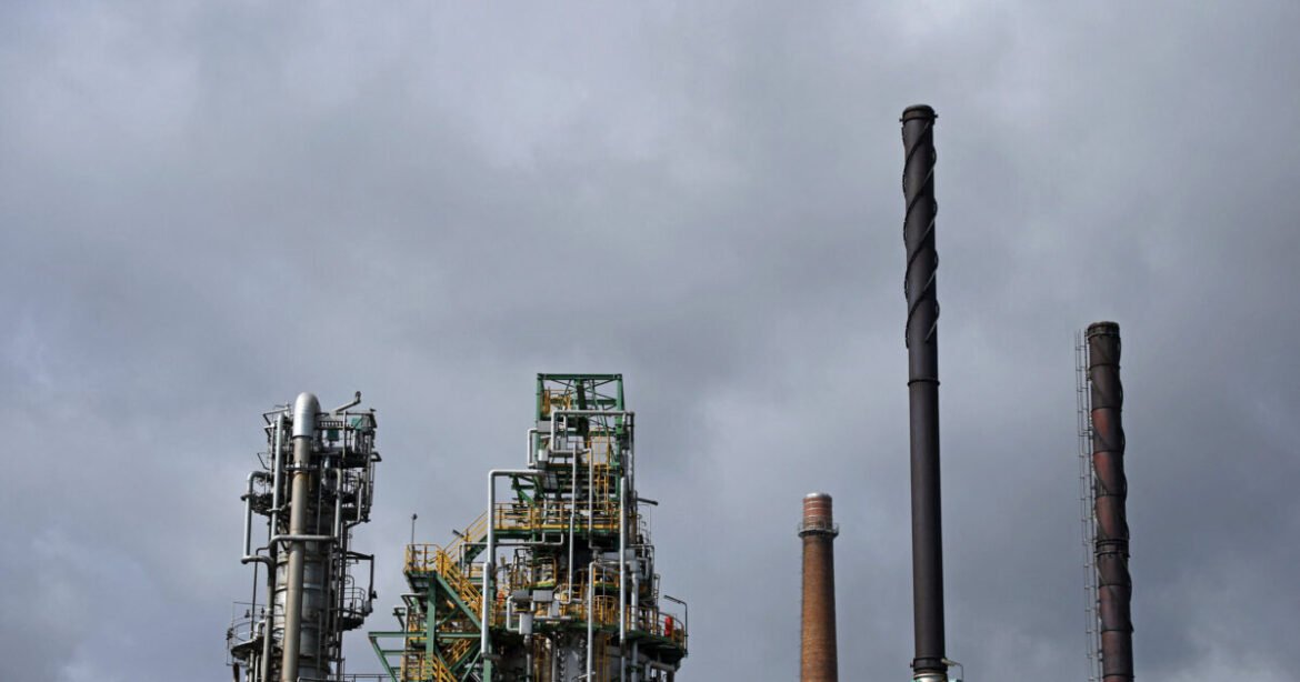 Ράλι στο πετρέλαιο: Το αμερικανικό αργό WTI πάνω από το Brent, «σπάει» πρώτο τα 110 δολάρια