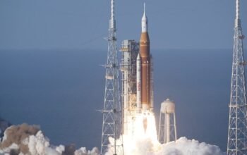 Artemis II: Η ανθρωπότητα επιστρέφει στη Σελήνη – Ιστορική εκτόξευση μετά από 50 χρόνια