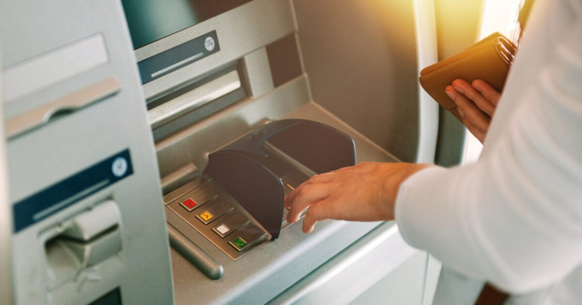 Ειδική αργία σήμερα και τη Μ. Δευτέρα για τράπεζες και Χρηματιστήριο λόγω Πάσχα Καθολικών