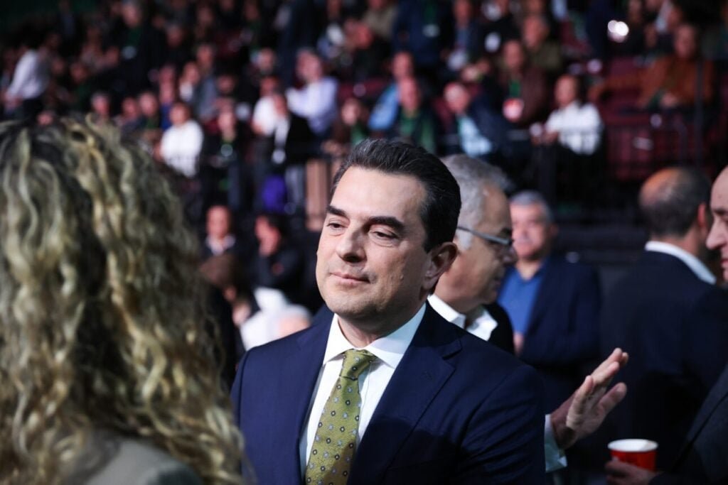 Παραιτήθηκε και ο Σκρέκας – η συνομιλία με τον Μελά του ΟΠΕΚΕΠΕ που τον «καίει»