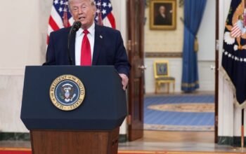 «Σε πόλεμο είμαστε»: Η πρώτη αντίδραση Τραμπ στην κατάρριψη του μαχητικού των ΗΠΑ