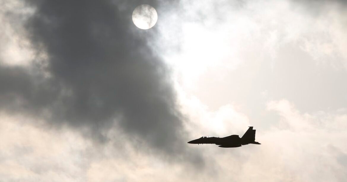 Ανοιχτό σε ειρηνευτικές συνομιλίες το Ιράν – Θρίλερ με τον αγνοούμενο Αμερικανό πιλότο