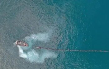 Λεπτομερή στοιχεία για τα δίκτυα ώστε να χωρέσουν τα data center ζητά η ΡΑΑΕΥ από τον ΑΔΜΗΕ