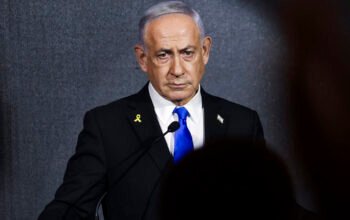 «Χτυπήσαμε τις πετροχημικές μονάδες του Ιράν»: Νέο πολεμικό μήνυμα από τον Νετανιάχου