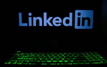 LinkedIn: Κατηγορίες για «εταιρική κατασκοπεία» μέσω κρυφής σάρωσης των επεκτάσεων του Chrome