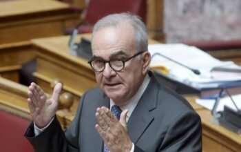 Παπαθανάσης για το νομοσχέδιο: Στόχος η άντληση 7 δισ. ευρώ από το Ταμείο Ανάκαμψης το 2026