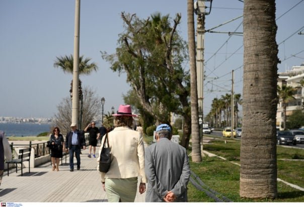 Καιρός: Ανοιξιάτικος σήμερα με άνοδο της θερμοκρασίας – Η πρόγνωση ανά περιοχή