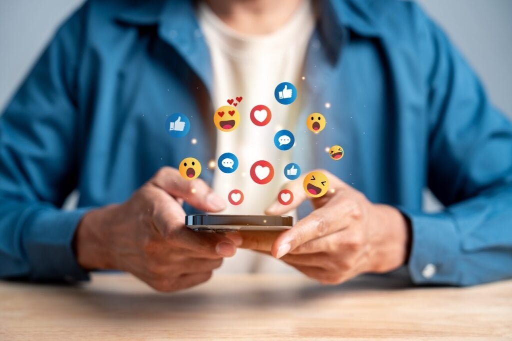Απαγόρευση των social media για παιδιά κάτω των 15 ετών: 10 ερωταπαντήσεις