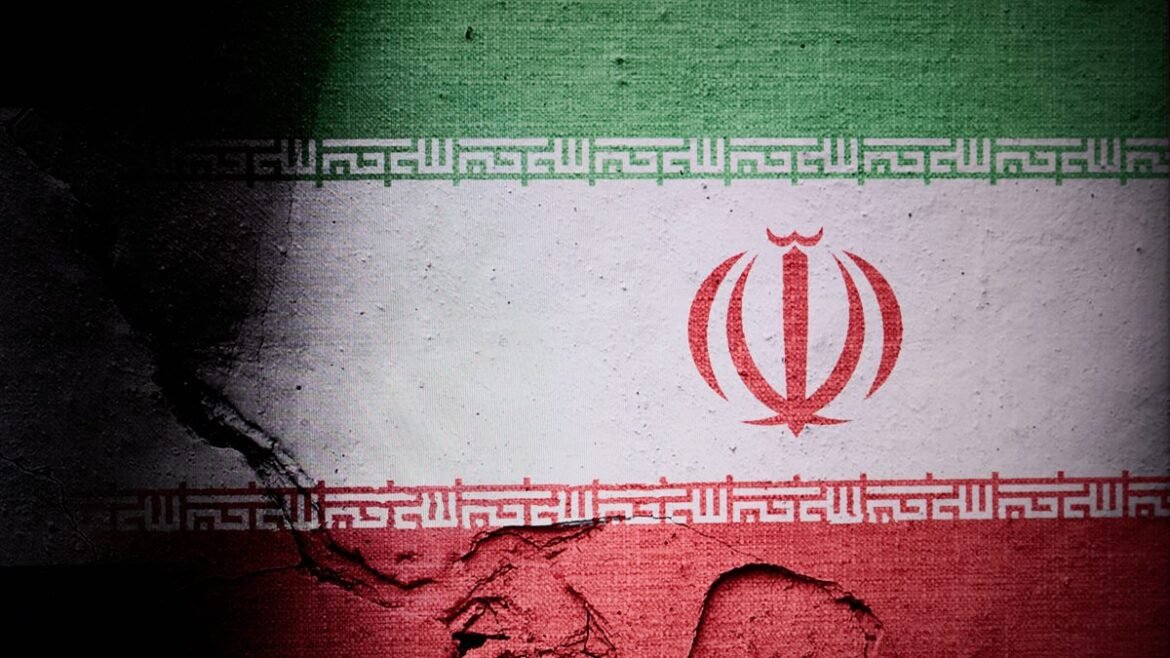 FBI και NSA σε συναγερμό: Ιρανοί χάκερς χτυπούν δίκτυα ύδρευσης και ενέργειας των ΗΠΑ